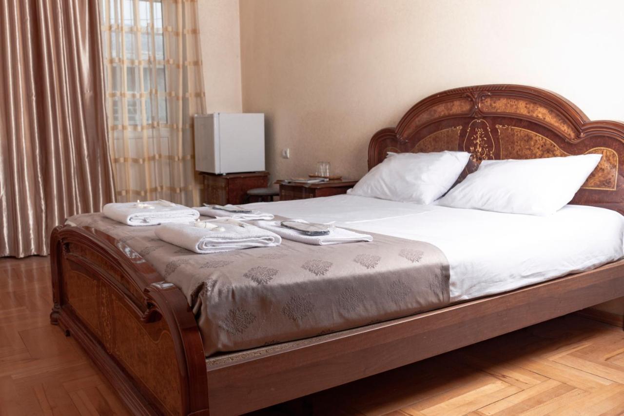 Hotel 125 Tbilisi Bagian luar foto