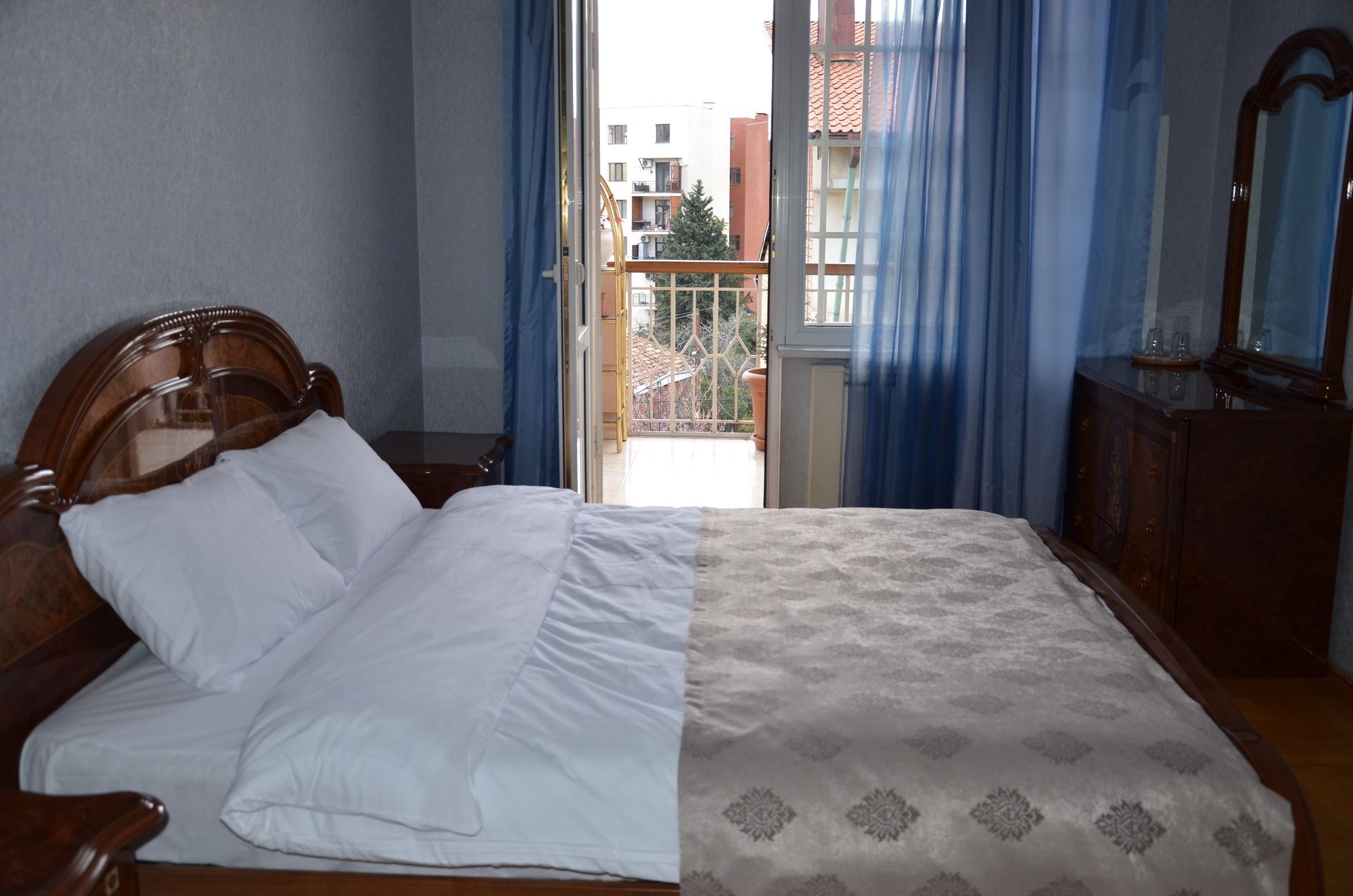Hotel 125 Tbilisi Bagian luar foto